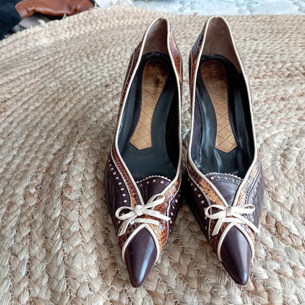 Designer Magrit Real Leather Court Heeled Shoes - Picture 3 of 14